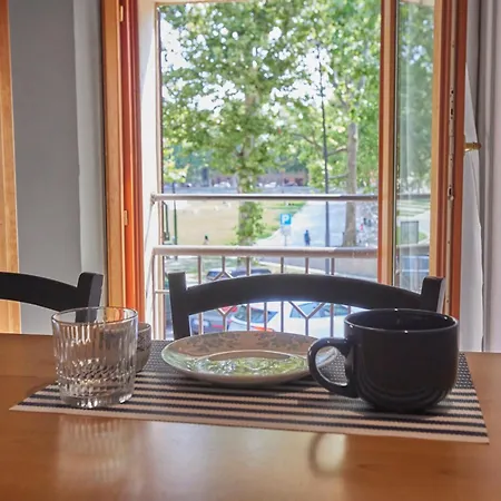 Apartmán Appartmento In Piazza Ariostea *