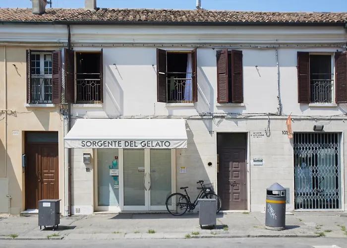 Διαμέρισμα Appartmento In Piazza Ariostea *