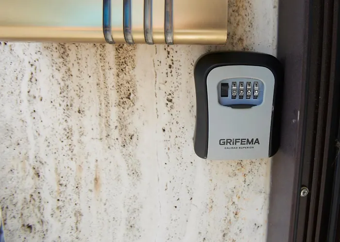 Appartmento In Piazza Ariostea Φεράρα