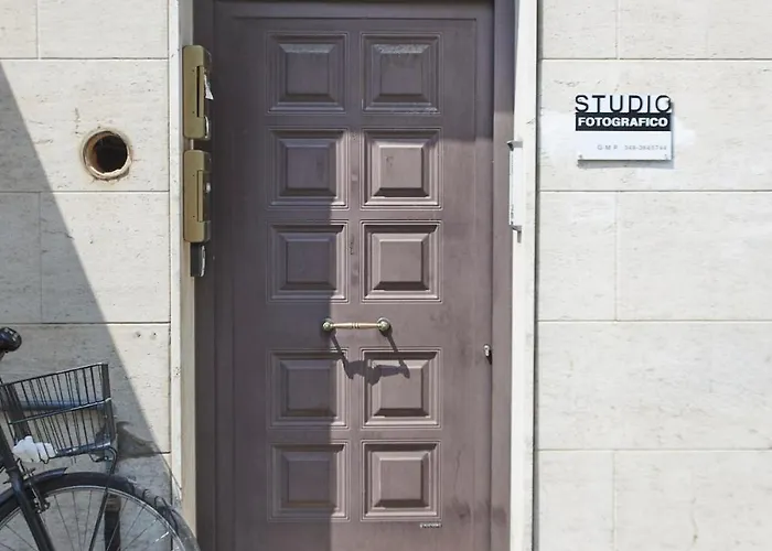 Appartmento In Piazza Ariostea Appartement Ferrare